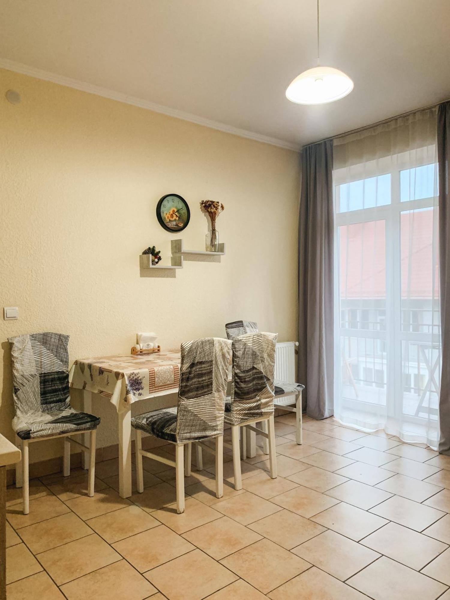 Apartments Domovik Parkaniya, 2A Mukacheve Exterior photo