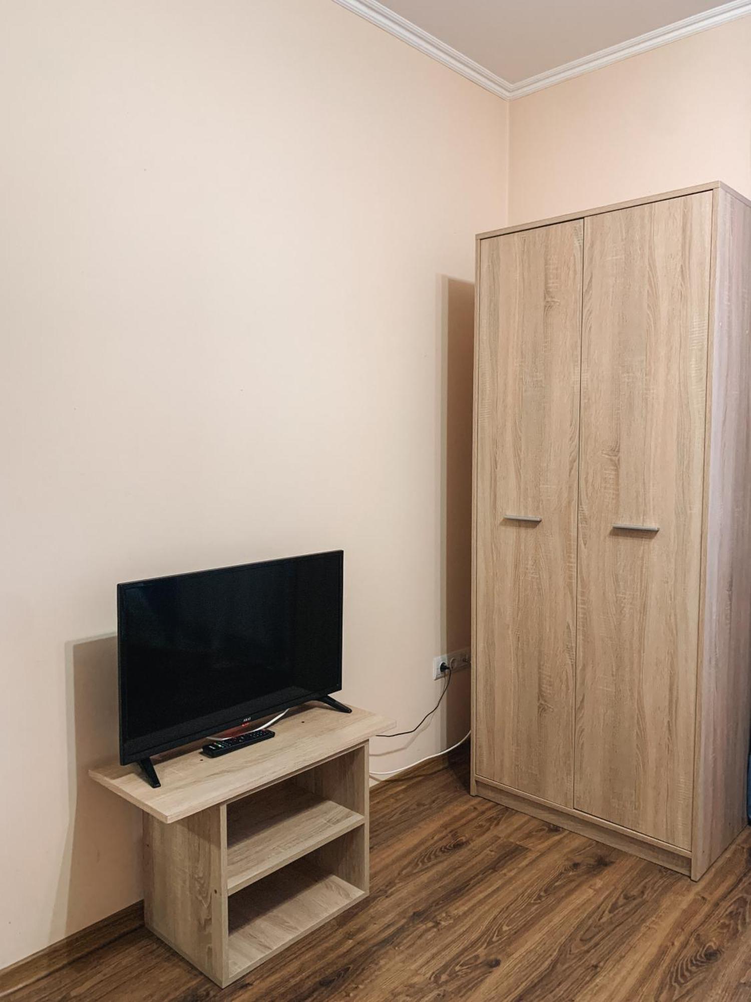 Apartments Domovik Parkaniya, 2A Mukacheve Exterior photo